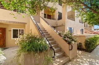 Photo #4: 240022346 Listing