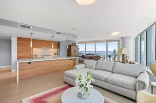 Photo #3: 240022384 Listing