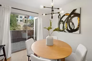 Photo #2: 240022445 Listing 