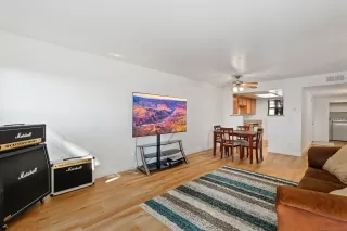 Photo #1: 240022461 Listing