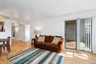 Photo #2: 240022461 Listing