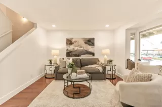 Photo #3: 240022470 Listing