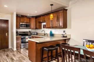 Photo #4: 240022482 Listing