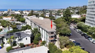 Photo #5: 240022498 Listing