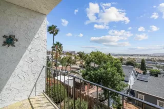 Photo #5: 240022667 Listing