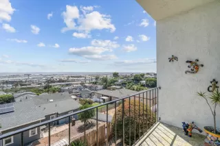 Photo #6: 240022667 Listing