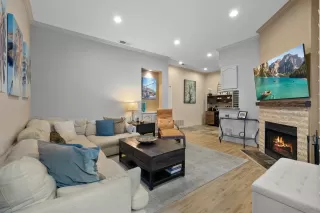 More Details about MLS # 240022740 : 4435 MARLBOROUGH AVENUE UNIT 2