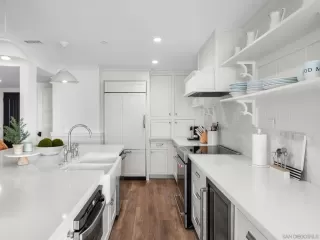 Photo #3: 240022777 Listing