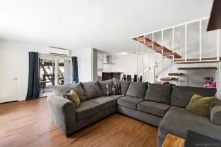 Photo #3: 240022805 Listing