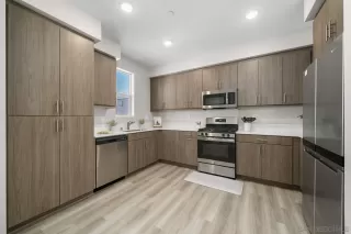 Photo #6: 240022821 Listing