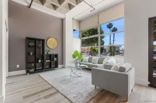 Photo #4: 240022850 Listing