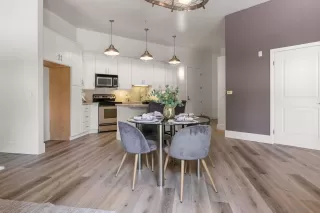 Photo #6: 240022850 Listing