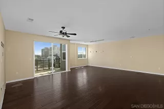 Photo #4: 240022898 Listing 