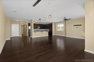 Photo #6: 240022898 Listing 