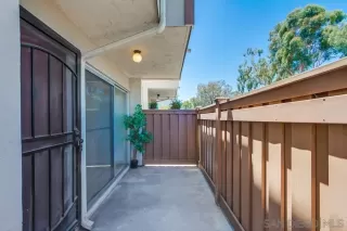 Photo #3: 240022900 Listing