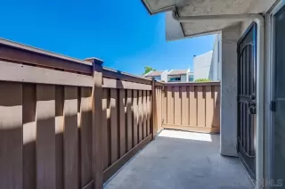 Photo #4: 240022900 Listing