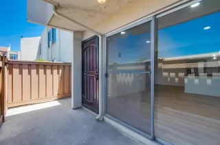 Photo #5: 240022900 Listing