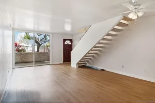 Photo #2: 240022921 Listing 