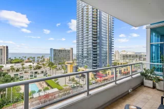 Photo #2: 240022966 Listing