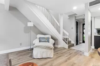 Photo #5: 240022996 Listing