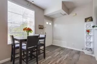 Photo #1: 240023009 Listing 