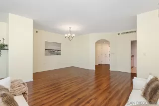 Photo #3: 240023010 Listing