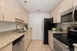 Photo #5: 240023010 Listing