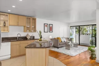 Photo #5: 240023095 Listing 