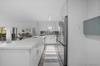 Photo #6: 240023121 Listing