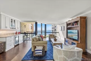 Photo #4: 240023145 Listing