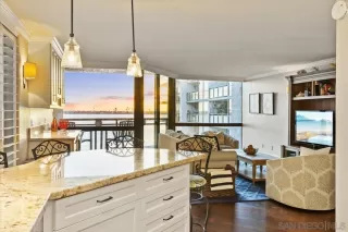 Photo #6: 240023145 Listing