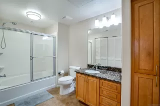 Photo #5: 240023270 Listing 