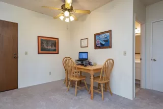 Photo #4: 240023359 Listing