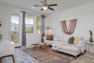 Photo #2: 240023361 Listing