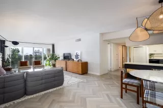 More Details about MLS # 240023368 : 4900 ROSEHEDGE DR UNIT 414