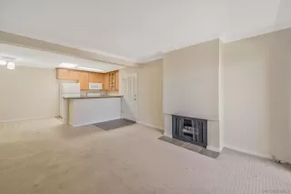 Photo #6: 240023372 Listing