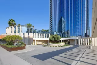 Photo #3: 240023430 Listing