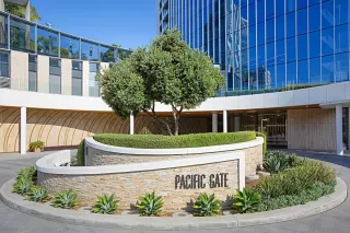 Photo #4: 240023430 Listing