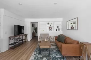 Photo #1: 240023487 Listing 