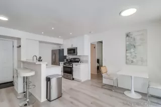 Photo #6: 240023524 Listing