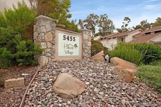 Photo #1: 240023539 Listing