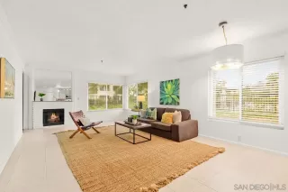 Photo #3: 240023544 Listing 