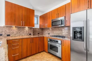 Photo #5: 240023604 Listing