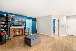 Photo #2: 240023629 Listing