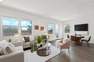 Photo #2: 240023640 Listing