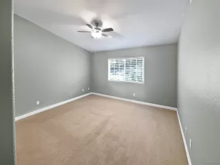 Photo #4: 240023646 Listing