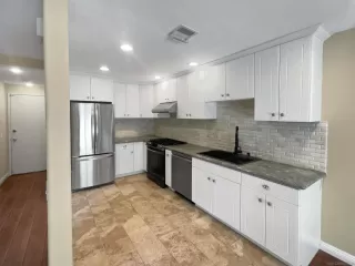 Photo #5: 240023646 Listing