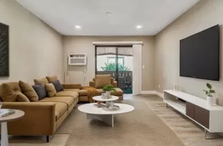 Photo #2: 240023679 Listing 