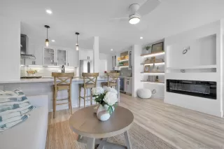 Photo #1: 240023704 Listing 