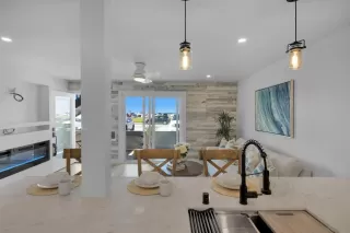 Photo #6: 240023704 Listing 